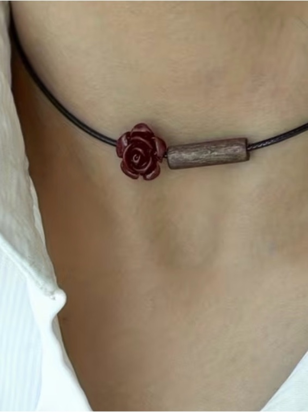 Elegant Red Rose Leather Choker Necklace